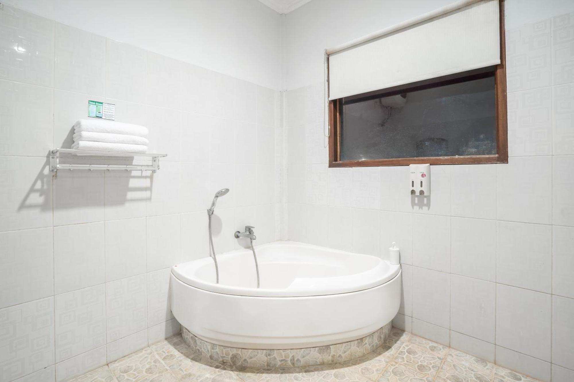 Nirmala Guest House Surf Keramas Exterior photo
